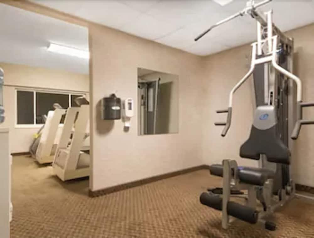 Ramada By Wyndham Paintsville Hotel & Conference Center Zewnętrze zdjęcie