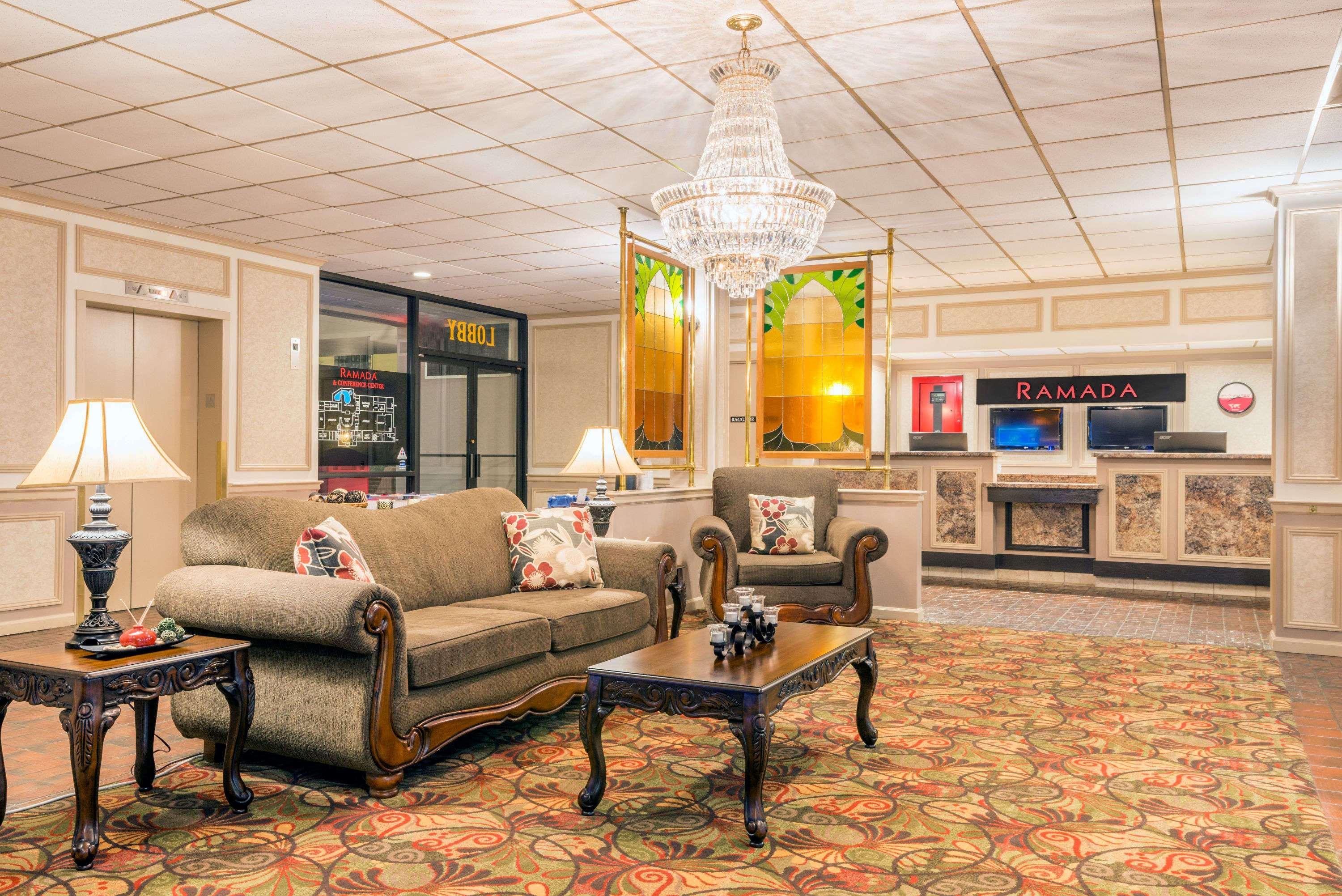 Ramada By Wyndham Paintsville Hotel & Conference Center Zewnętrze zdjęcie